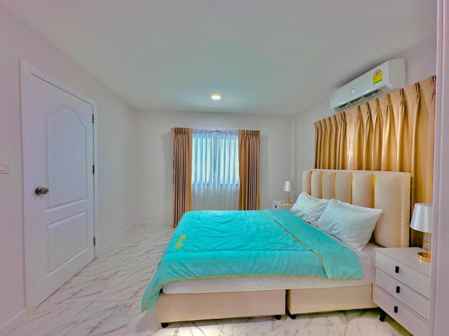 4Bedroom Pool Villa Near Walking St Bonk Pattaya Bagian luar foto