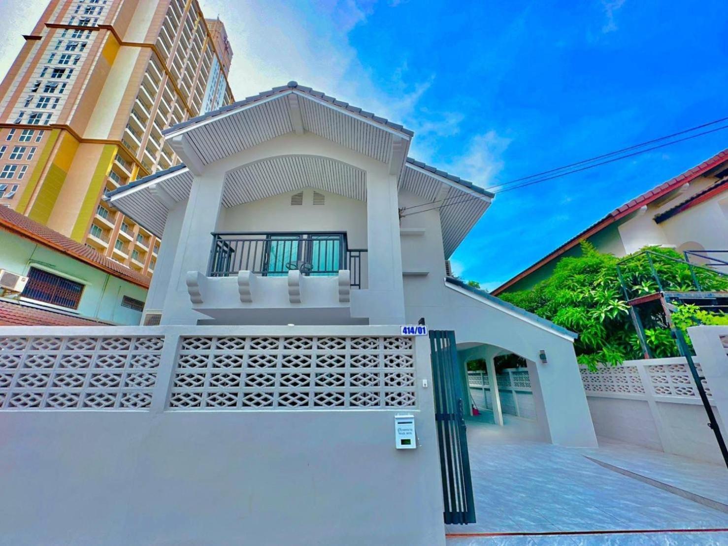 4Bedroom Pool Villa Near Walking St Bonk Pattaya Bagian luar foto