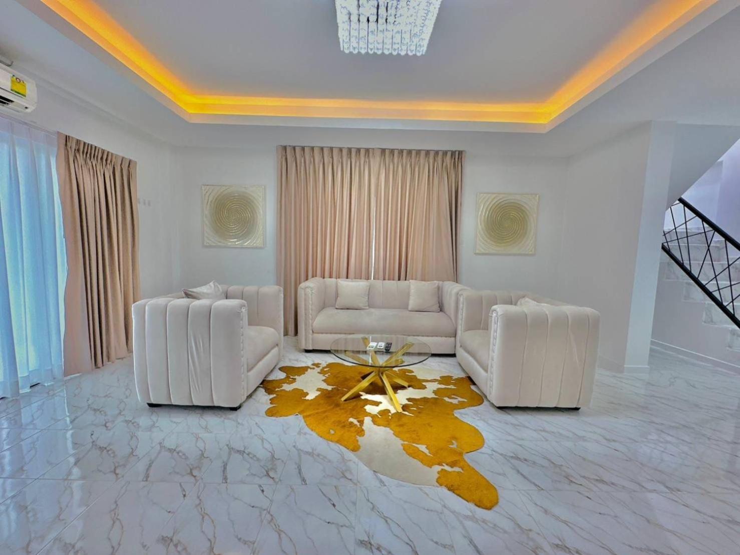 4Bedroom Pool Villa Near Walking St Bonk Pattaya Bagian luar foto